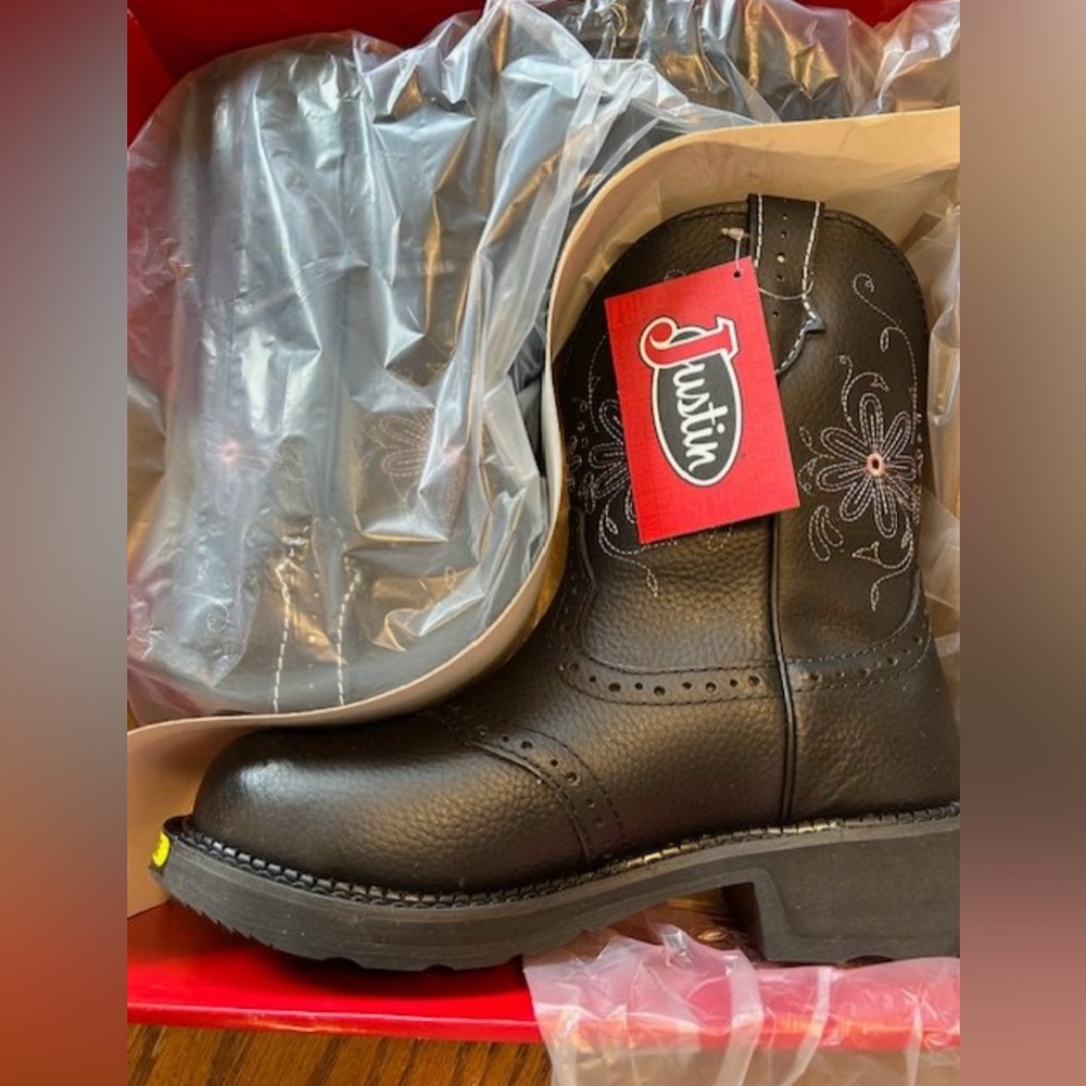 NWT! Justin's Steel Toed Women's Boots!